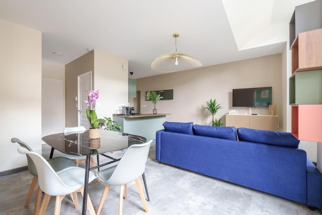 Appartement Lumineux Avec Cour Chaumont  Bagian luar foto