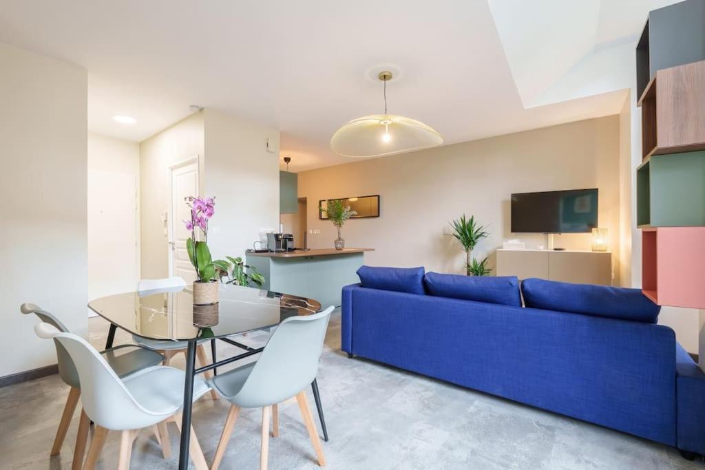Appartement Lumineux Avec Cour Chaumont  Bagian luar foto